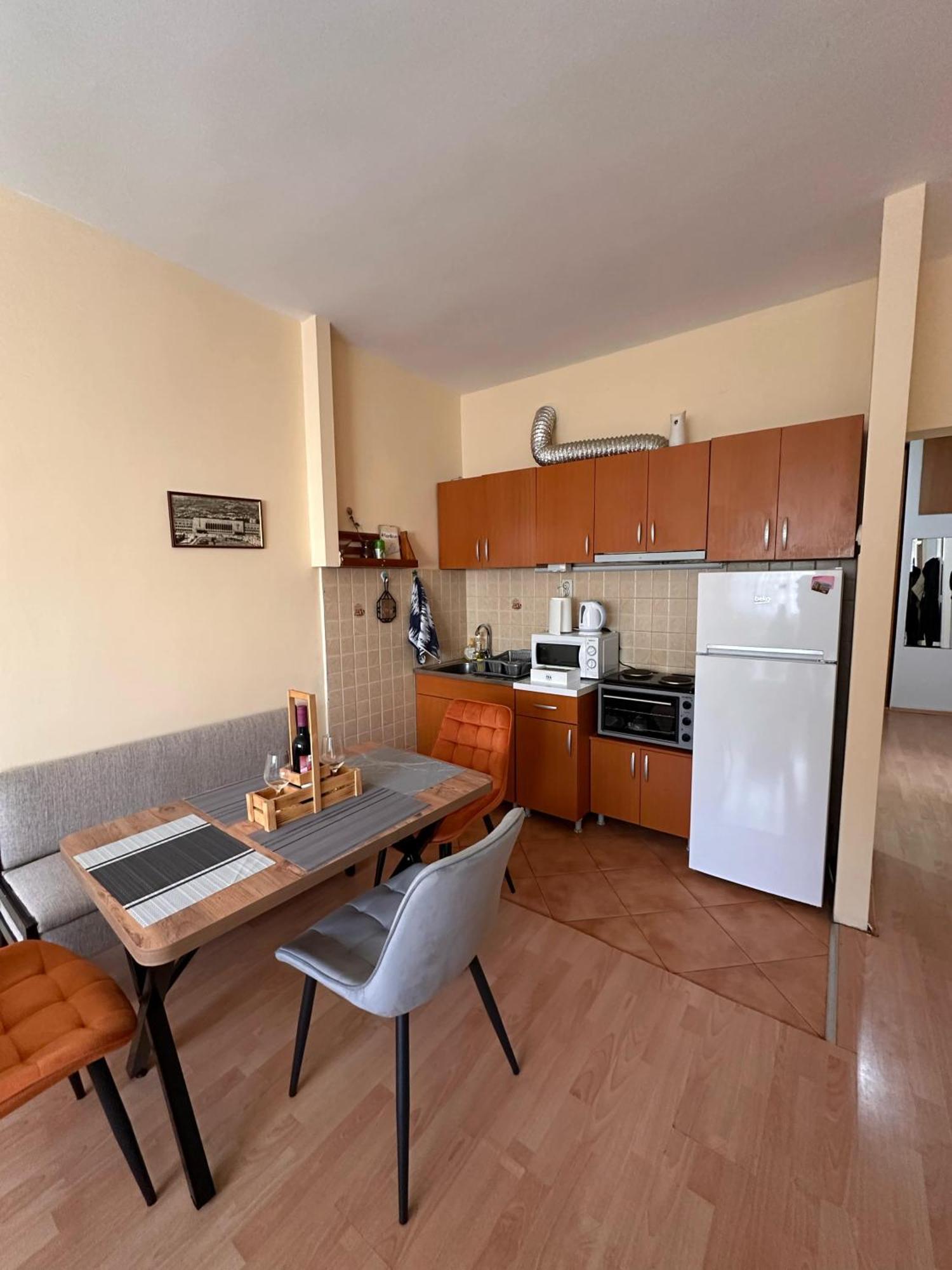 B Apartment