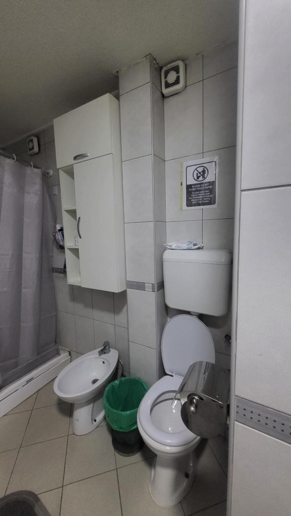 B Apartment